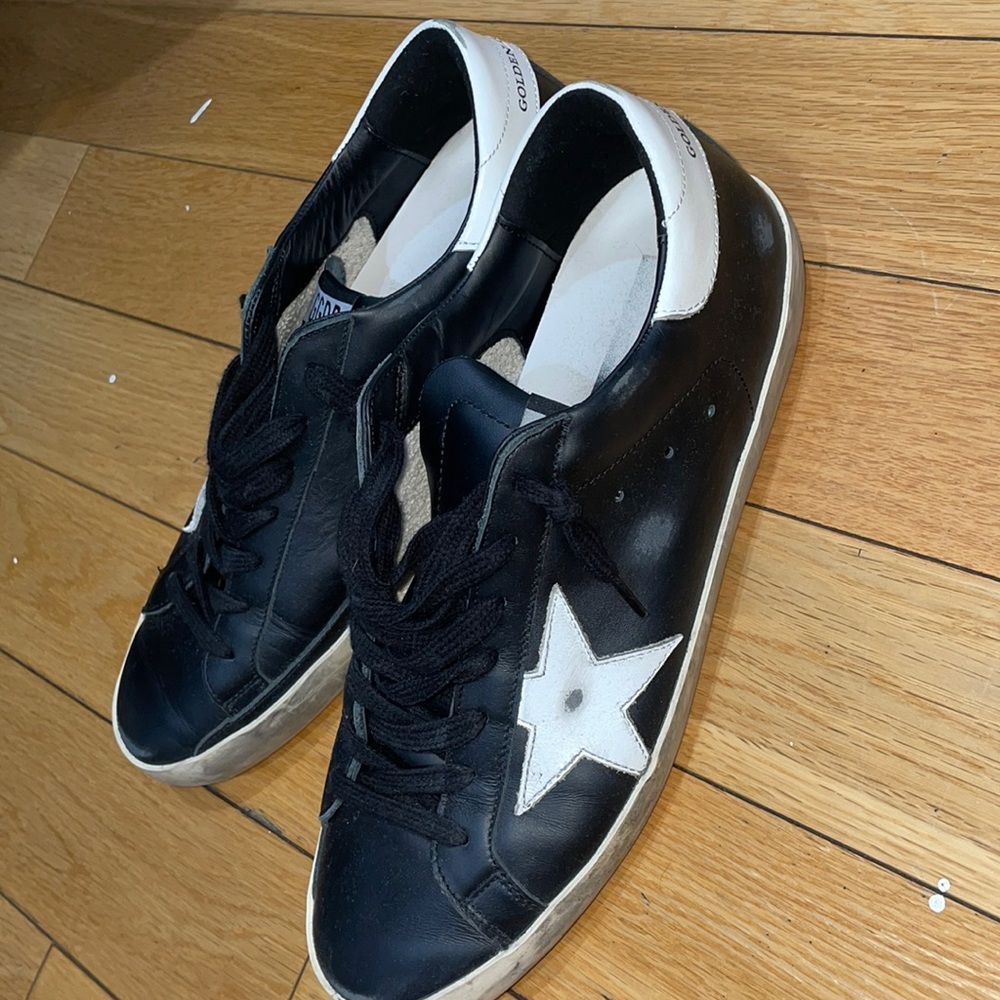 Golden Goose Superstar Men’s Deluxe Sneakers - Picture 2 of 4